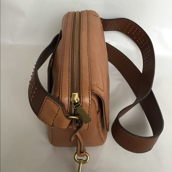 Purse - Picture 2 of 7